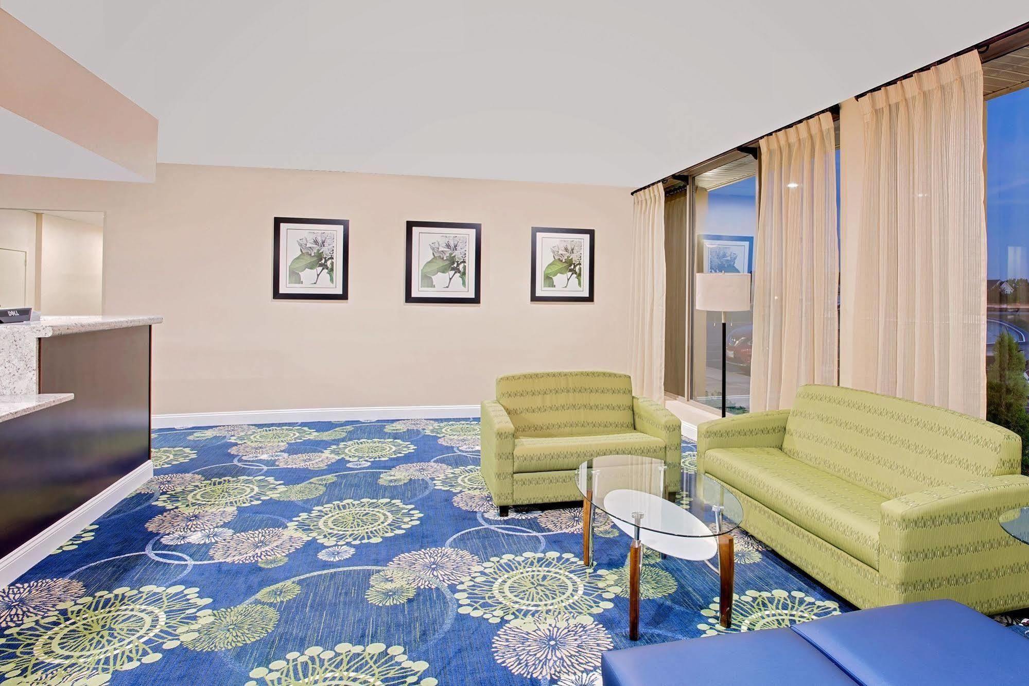 Days By Wyndham Hotel Easton