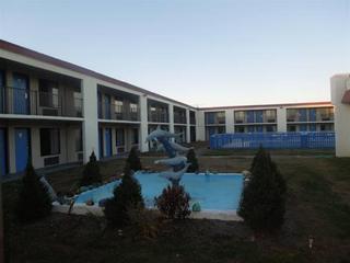 Days By Wyndham Hotel