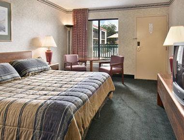 Days By Wyndham Hotel 3*